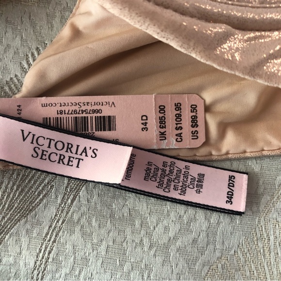 Victorias Secret crystal shimmer bra and panty set New - Picture 8 of 11